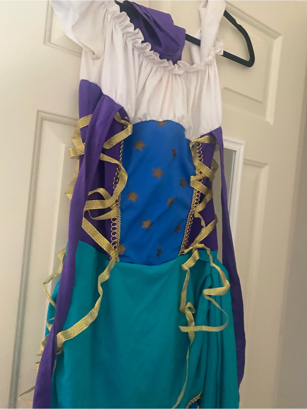 Woman’s gypsy costume